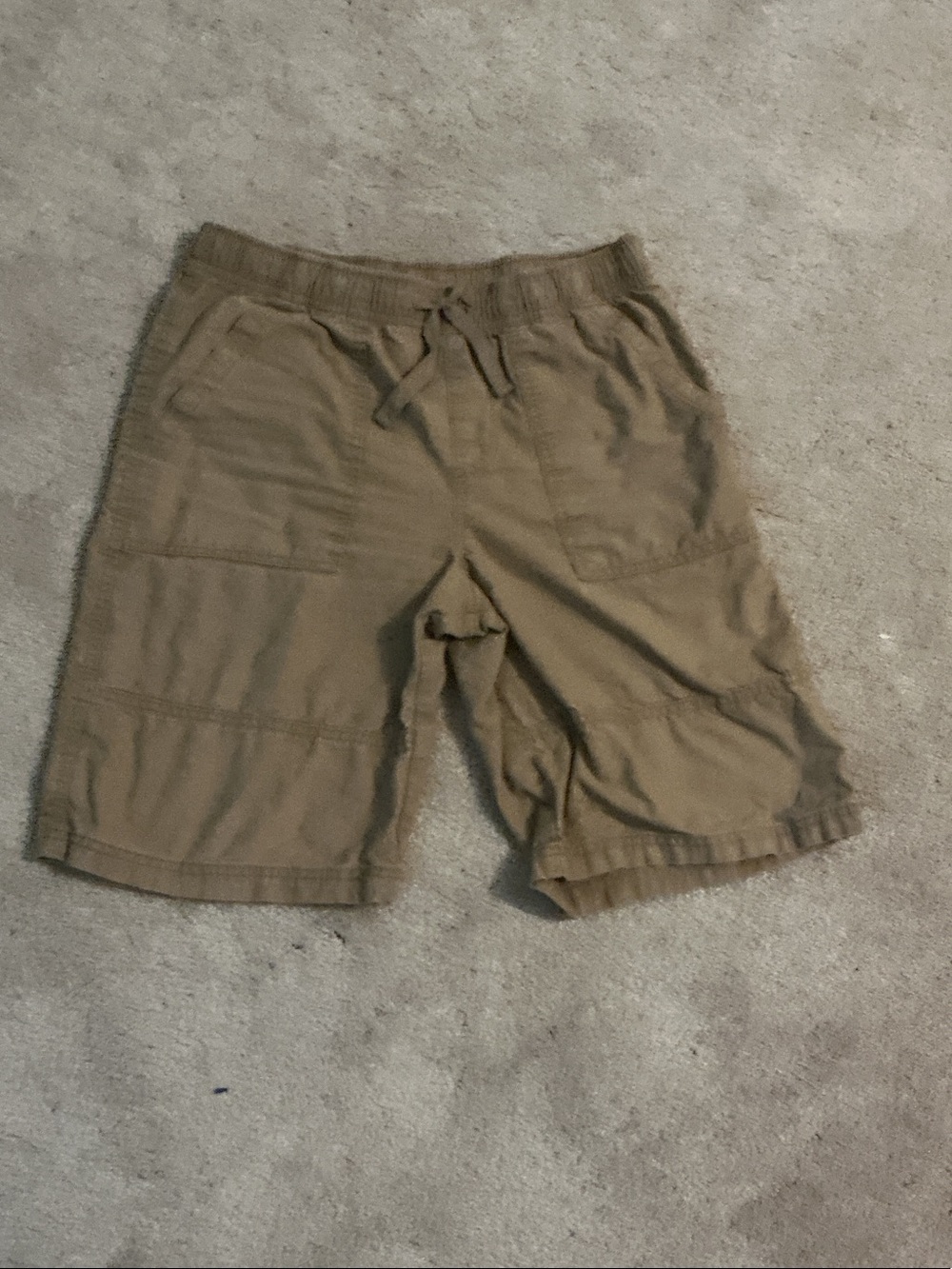 Circo Men's Olive-Tone Cargo Shorts with Drawstring